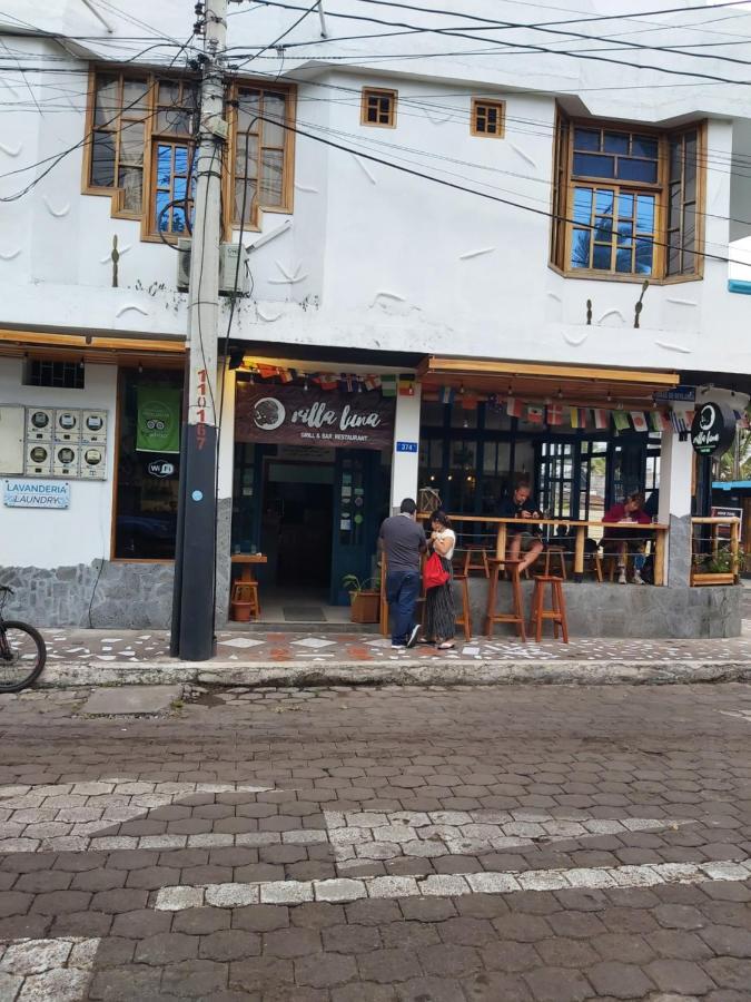 Hostel Galapagos Native Puerto Ayora  Exterior foto
